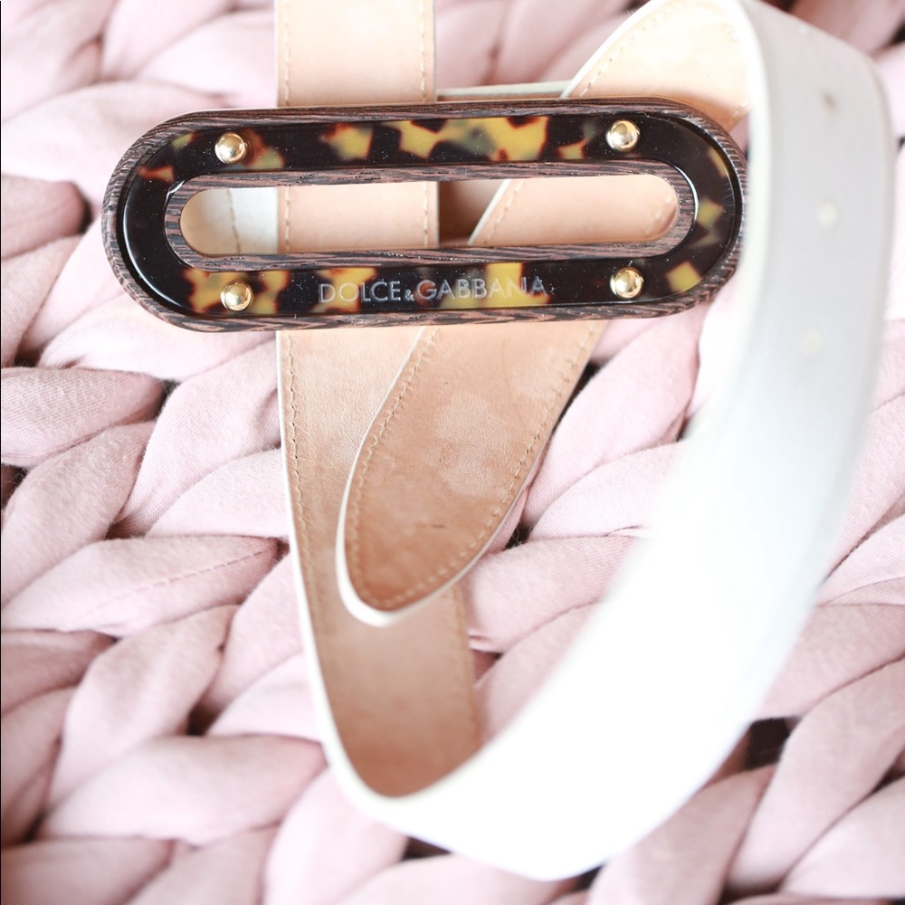 DOLCE & GABBANA White Leather Belt with Gold Studs, Wood, Tortoise Shell Inlay